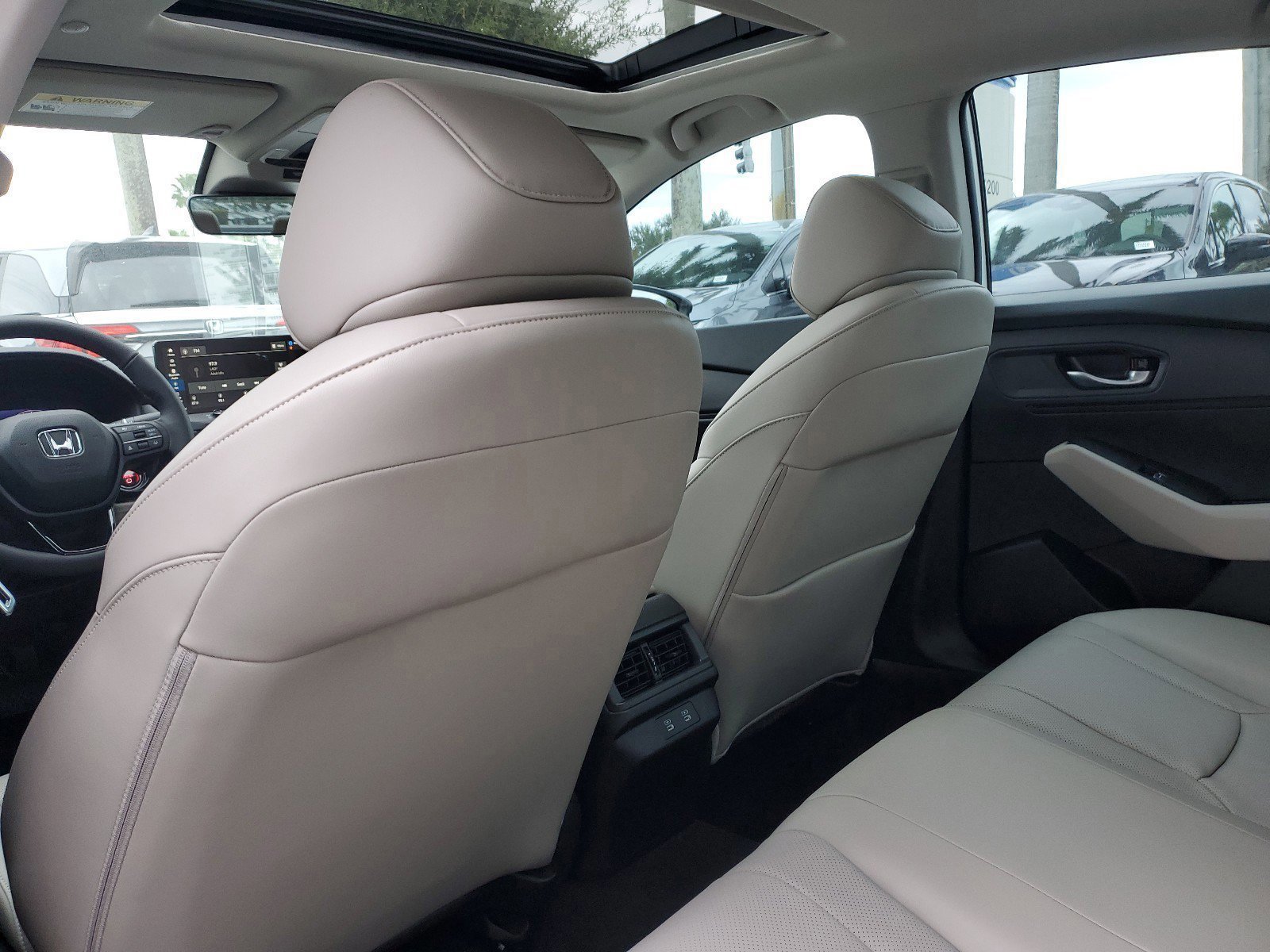 2025 Honda Accord Hybrid EX-L - Photo 11