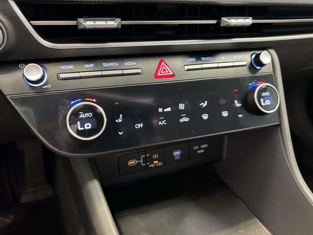 Used 2024 Red Hyundai SEL image 21