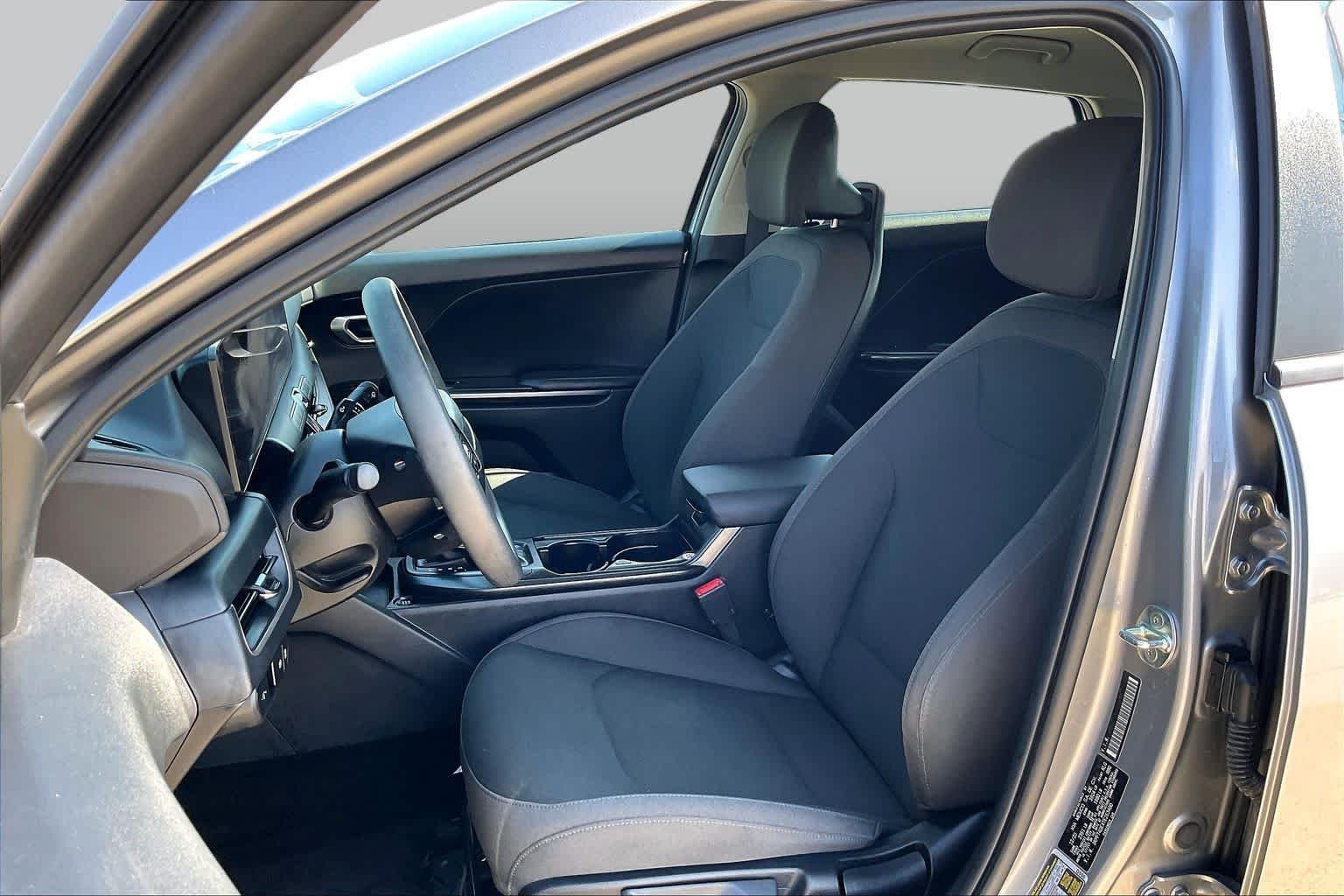 Used 2026 Steel Gray Kia LXS image 8