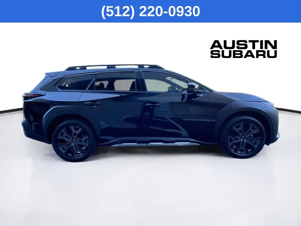 New 2026 CRYSTAL BLACK SILICA Subaru Limited image 9