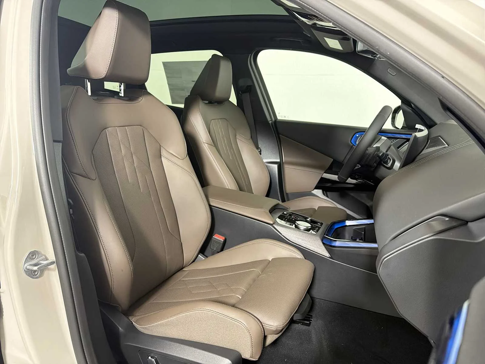 New 2026 Dune Grey Metallic BMW 30 xDrive image 22