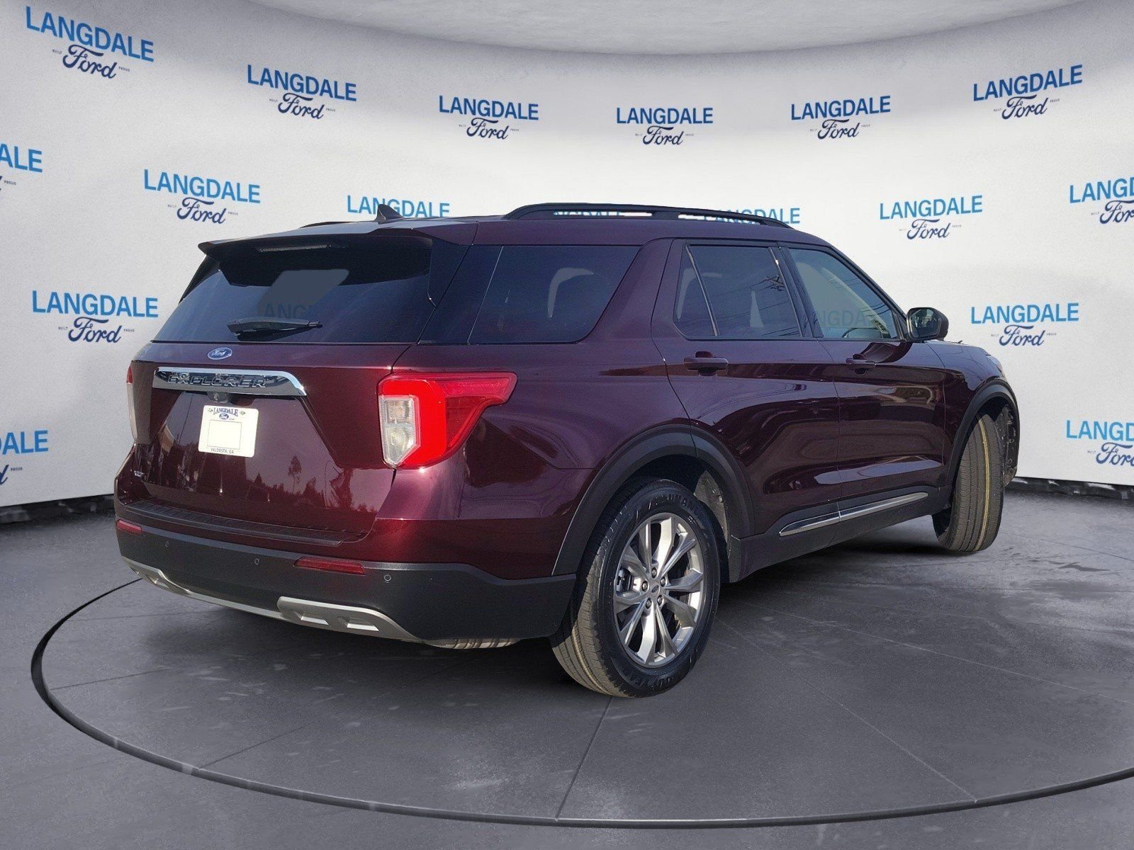 Used 2022 Burgundy Velvet Tinted Clearcoat Ford XLT image 4