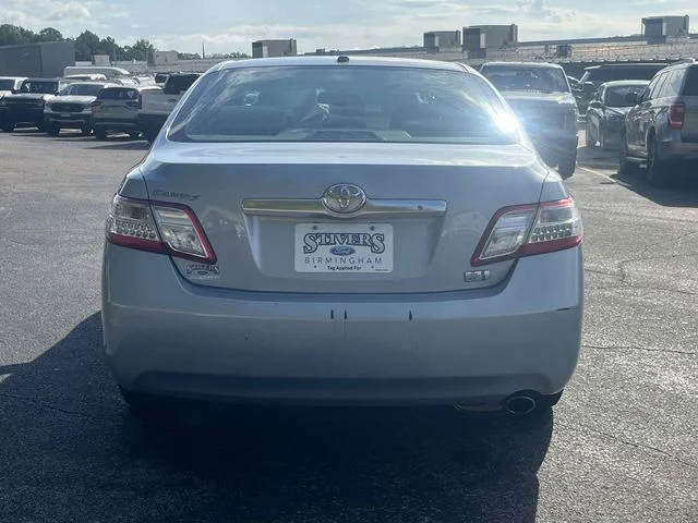 Used 2010 Blue Toyota Base image 5