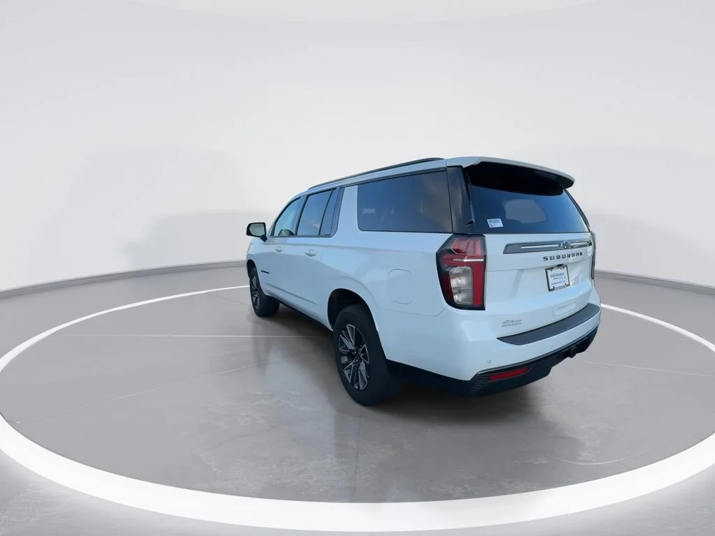 Used 2021 White Chevrolet Z71 image 6
