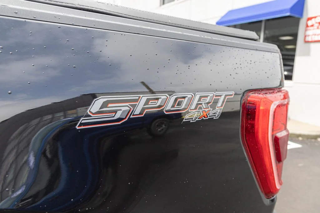 Used 2023 Black Ford XLT image 27