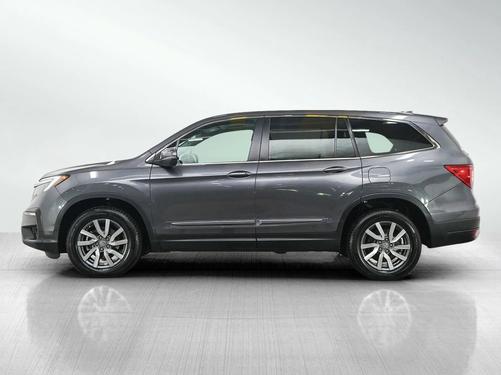 Used 2019 Honda Pilot EX-L with VIN 5FNYF6H52KB077560 for sale in Burnsville, Minnesota