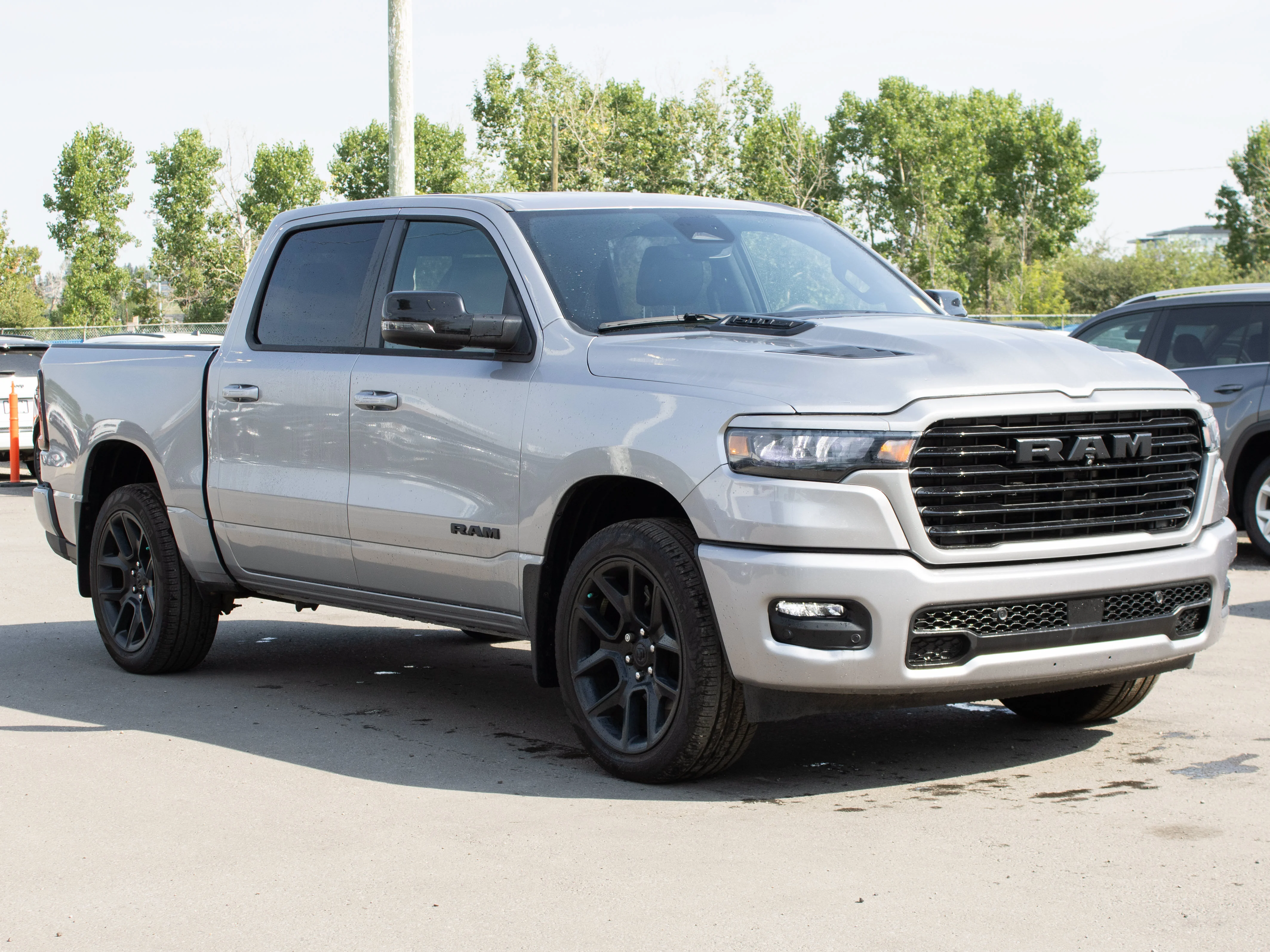 Certified Used 2025 Silver RAM Sport * Twin-Turbo | Remote Start | Alpine | Heated Seats | Navigation | Adaptive Cruise image 9