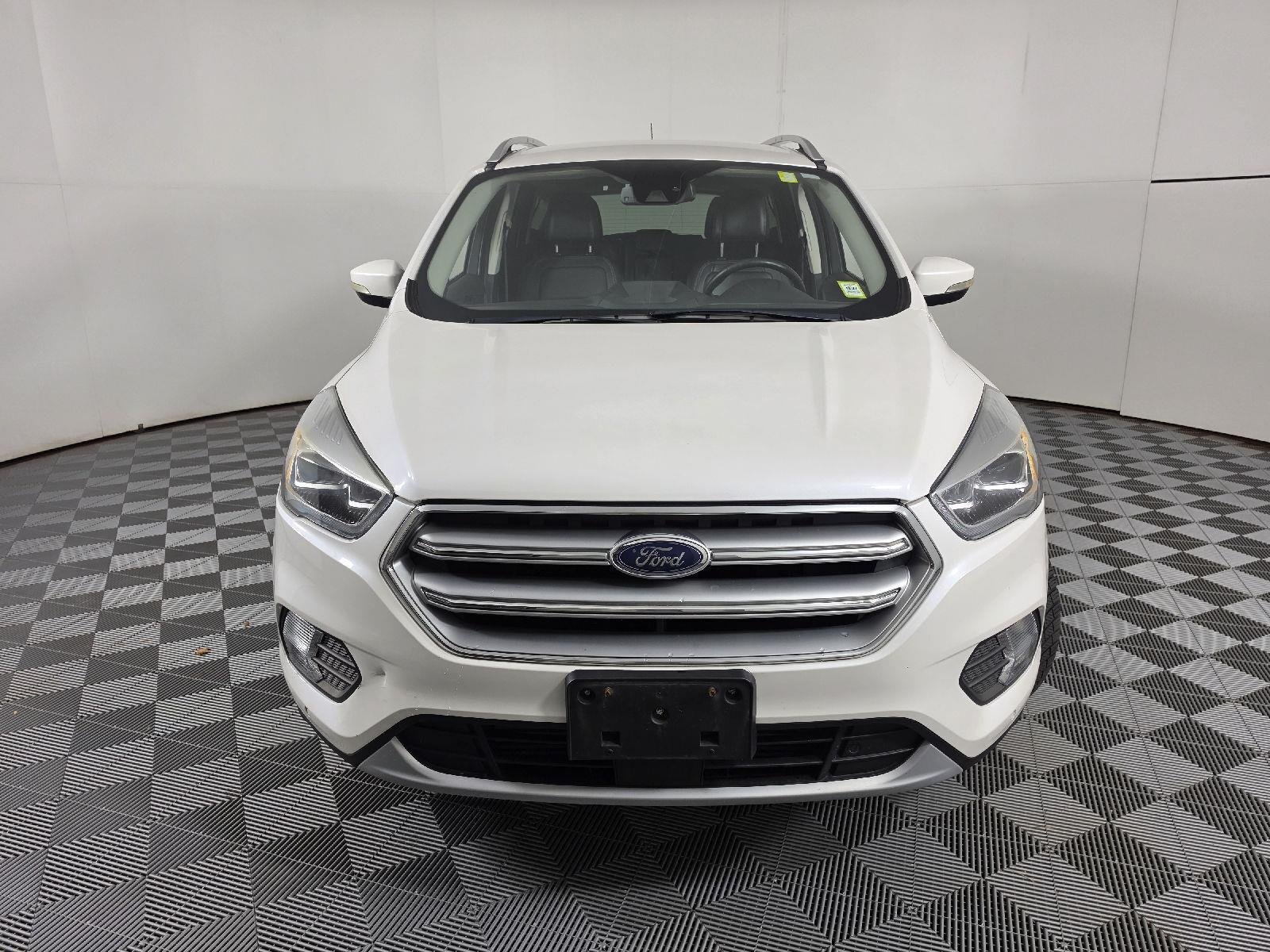 Used 2017 White Platinum Metallic Tri-Coat Ford Titanium image 5