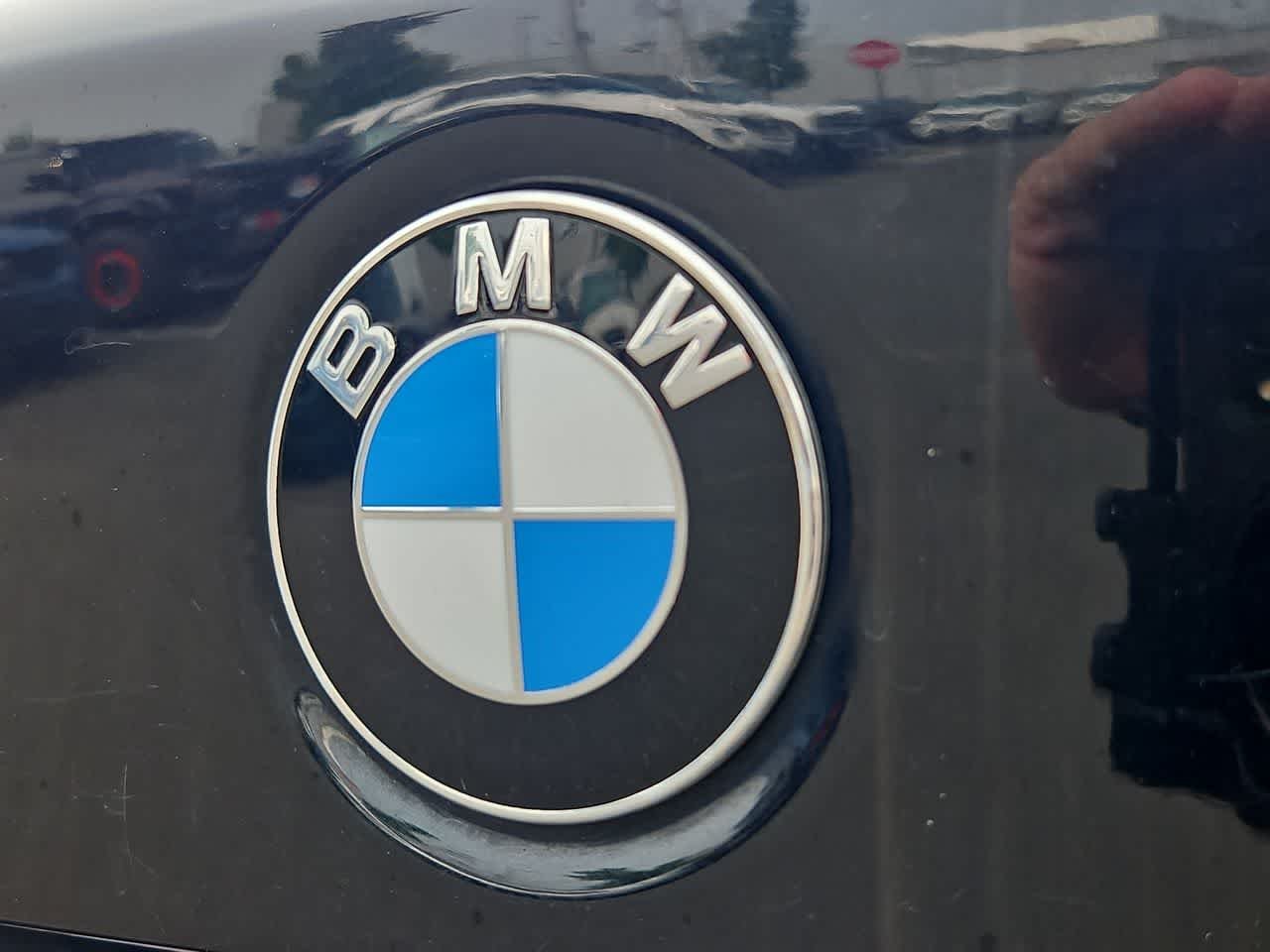 Used 2021 Black Sapphire Metallic BMW 330i xDrive image 30