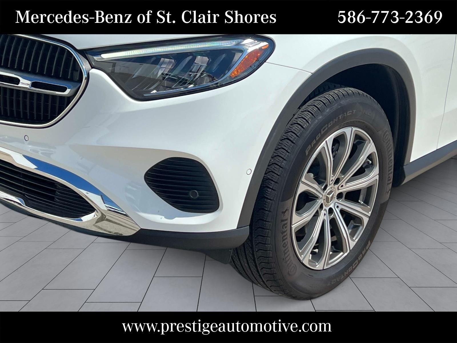 Certified Used 2025 White Mercedes-Benz GLC 300 image 10