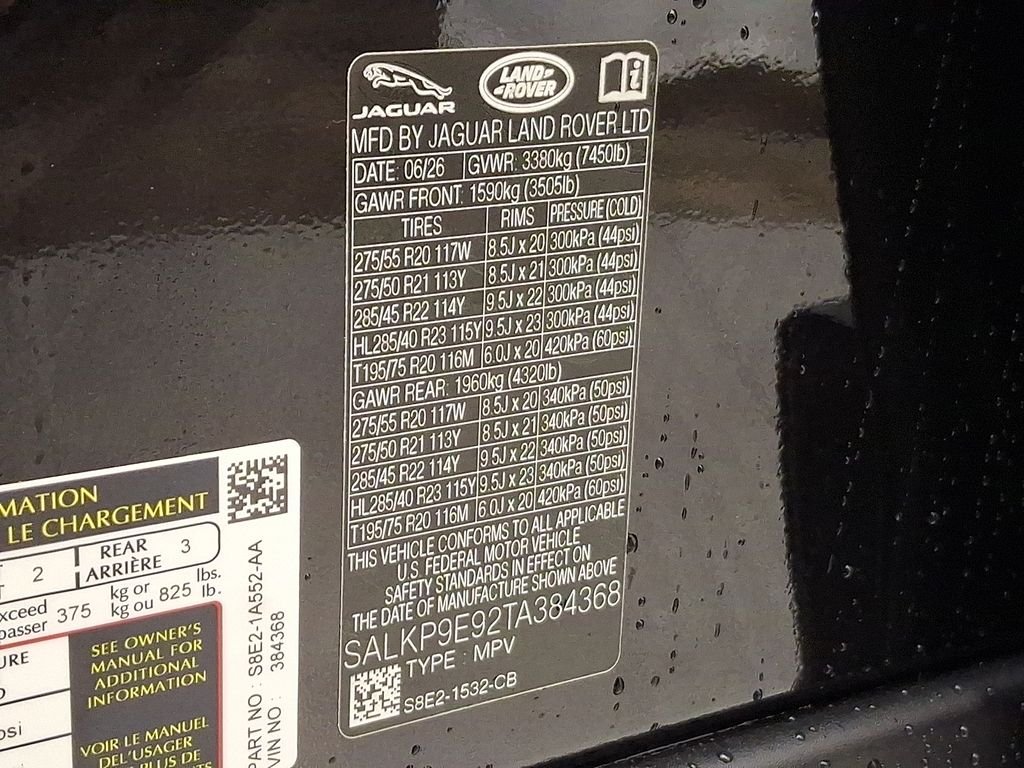 New 2026 Santorini Black Land Rover SE image 21