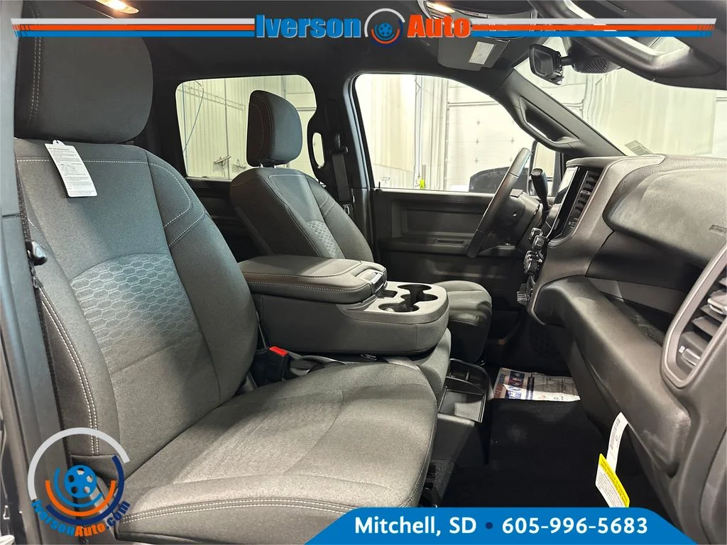 New 2026 Forged Blue Metallic Exterior Paint RAM  image 31