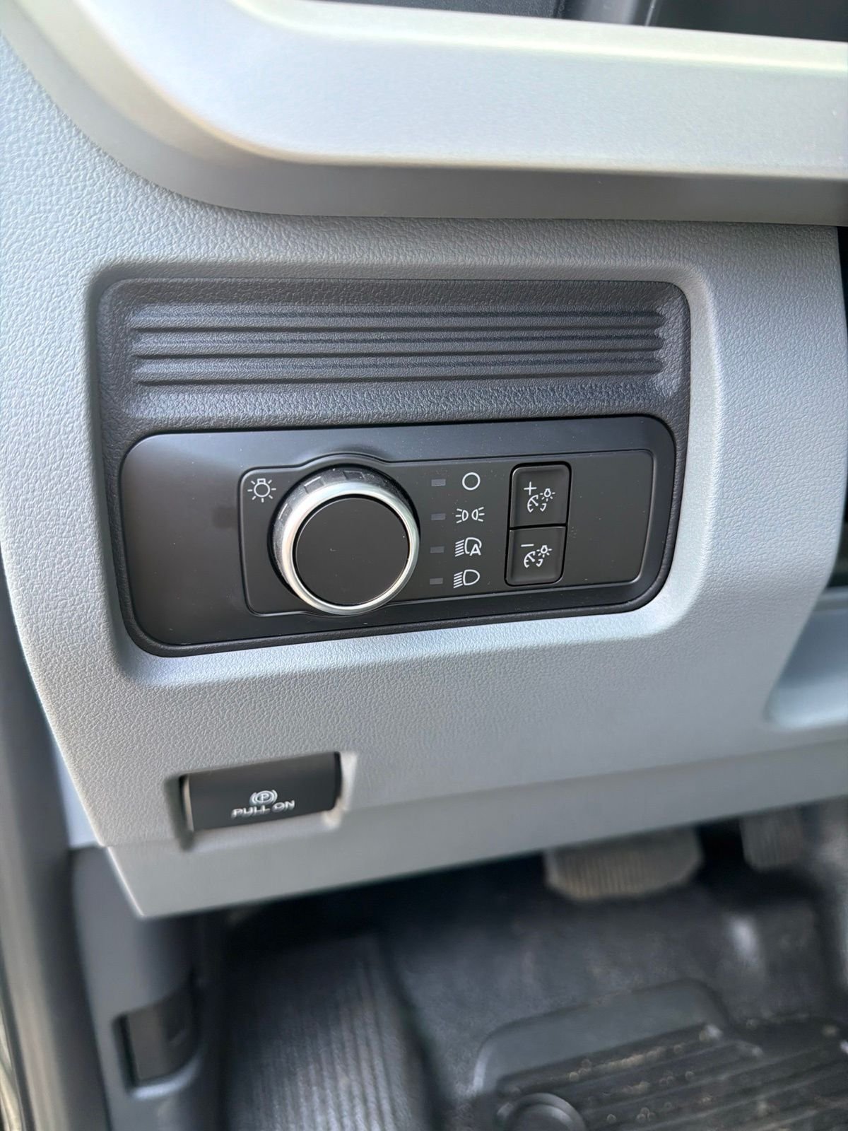 New 2026 Agate Black Metallic Ford F-550® XL image 17