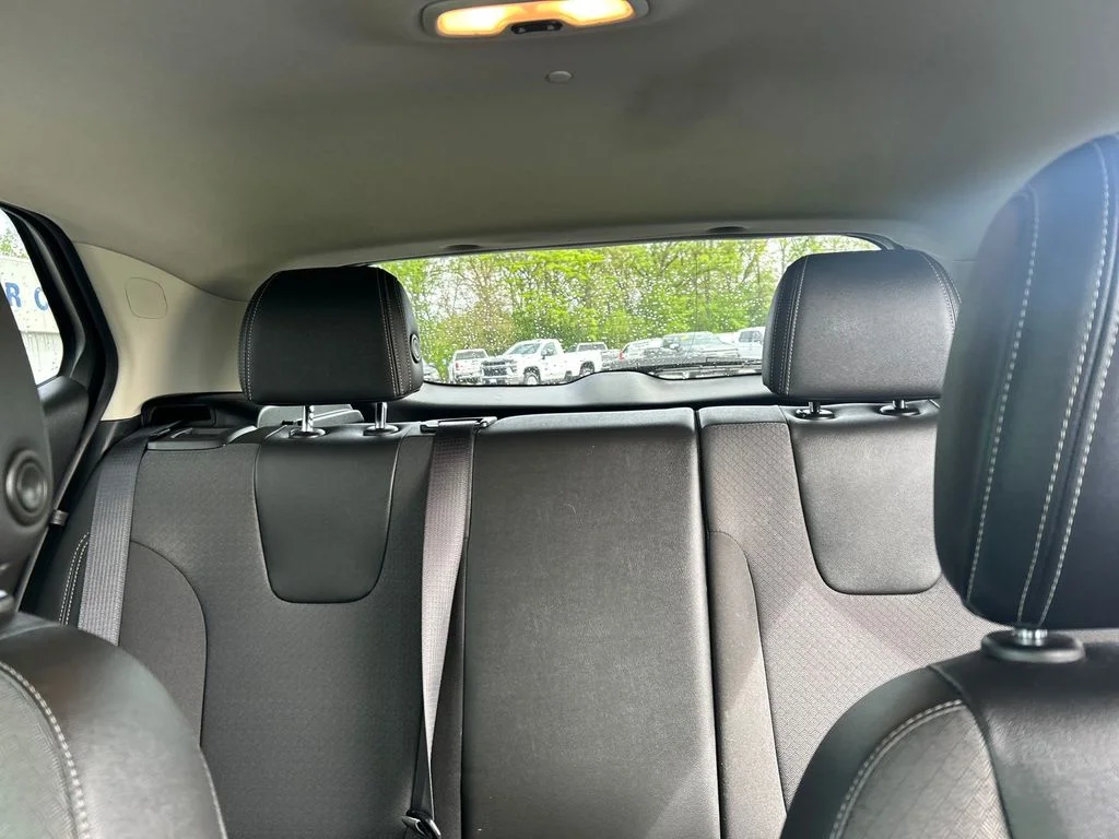 Used 2025 Gray Buick Preferred image 19
