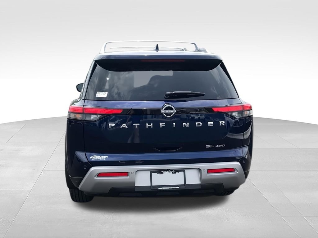 Used 2023 Blue Nissan SL image 7