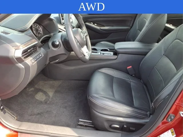 Used 2022 Red Nissan 2.5 SL image 11