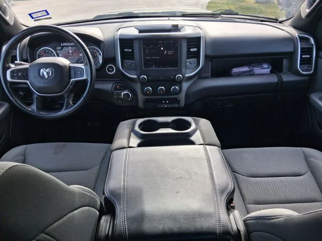Used 2022 Silver Ram Big Horn/Lone Star image 9