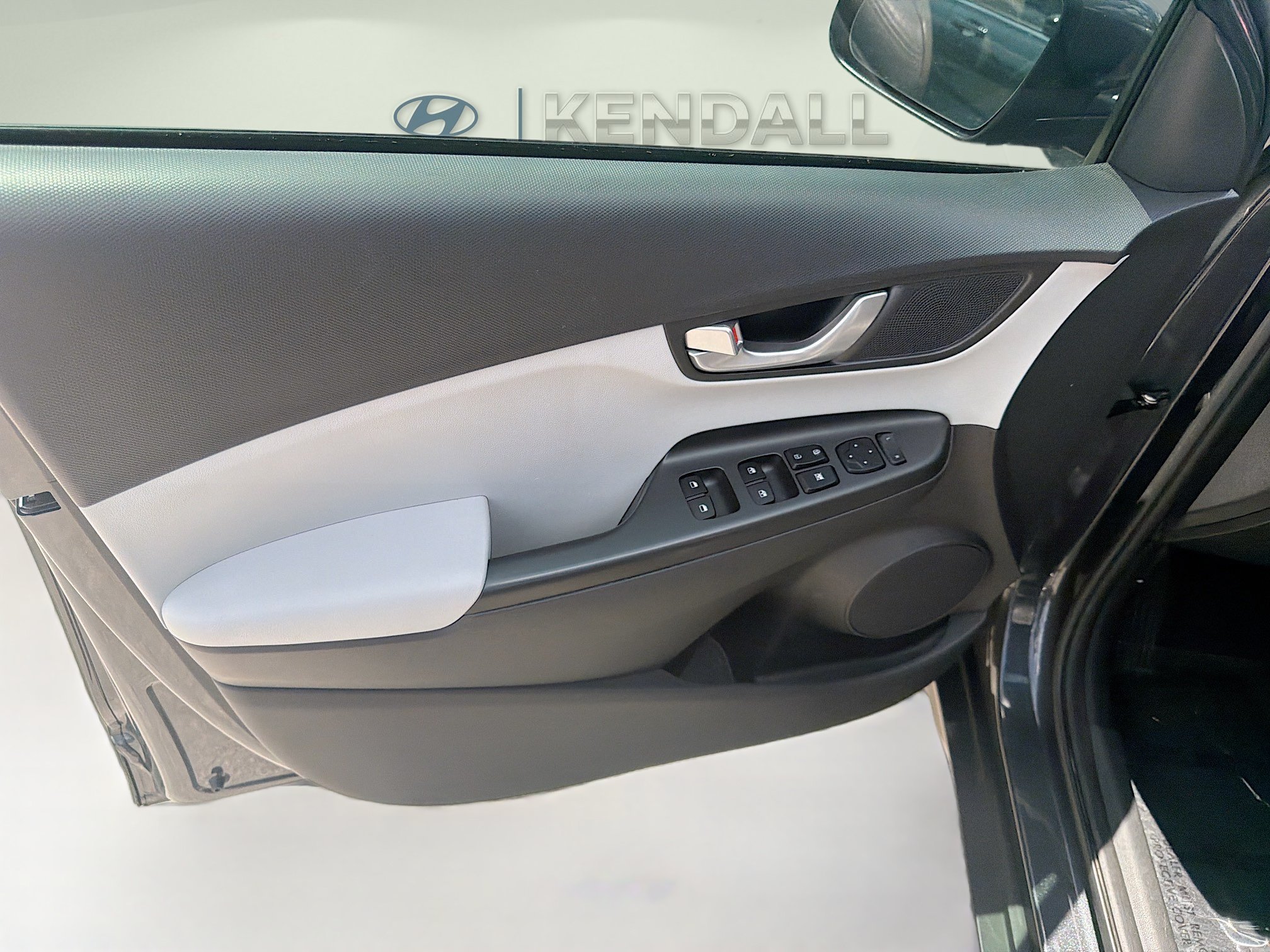 Used 2022 Thunder Gray Hyundai SEL image 17