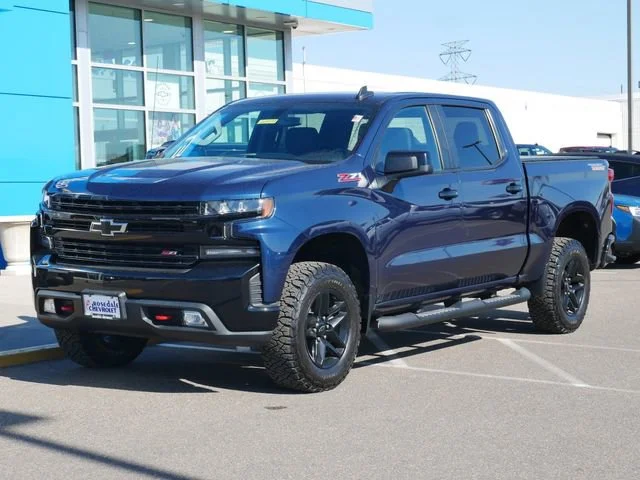 Used 2021 Chevrolet Silverado 1500 LT Trail Boss with VIN 3GCPYFED5MG435264 for sale in Roseville, Minnesota