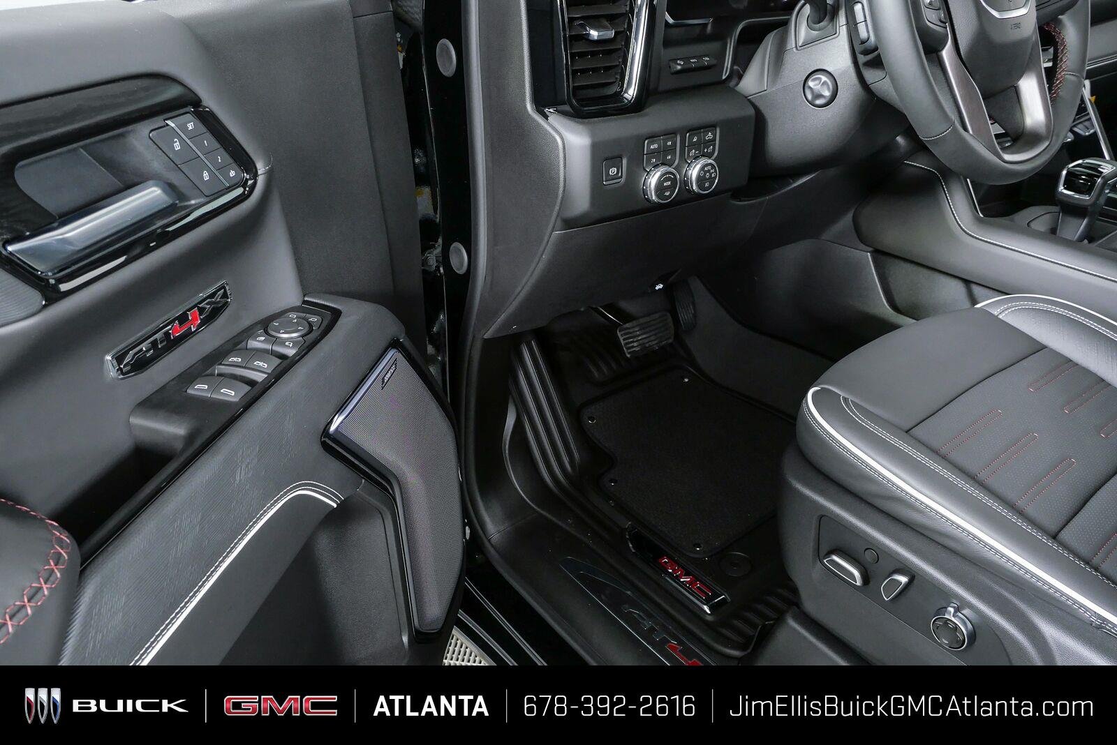 2026 GMC Sierra 1500 AT4X - Photo 8