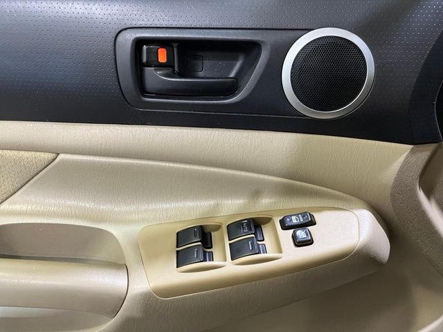 Used 2009 White Toyota PreRunner image 12