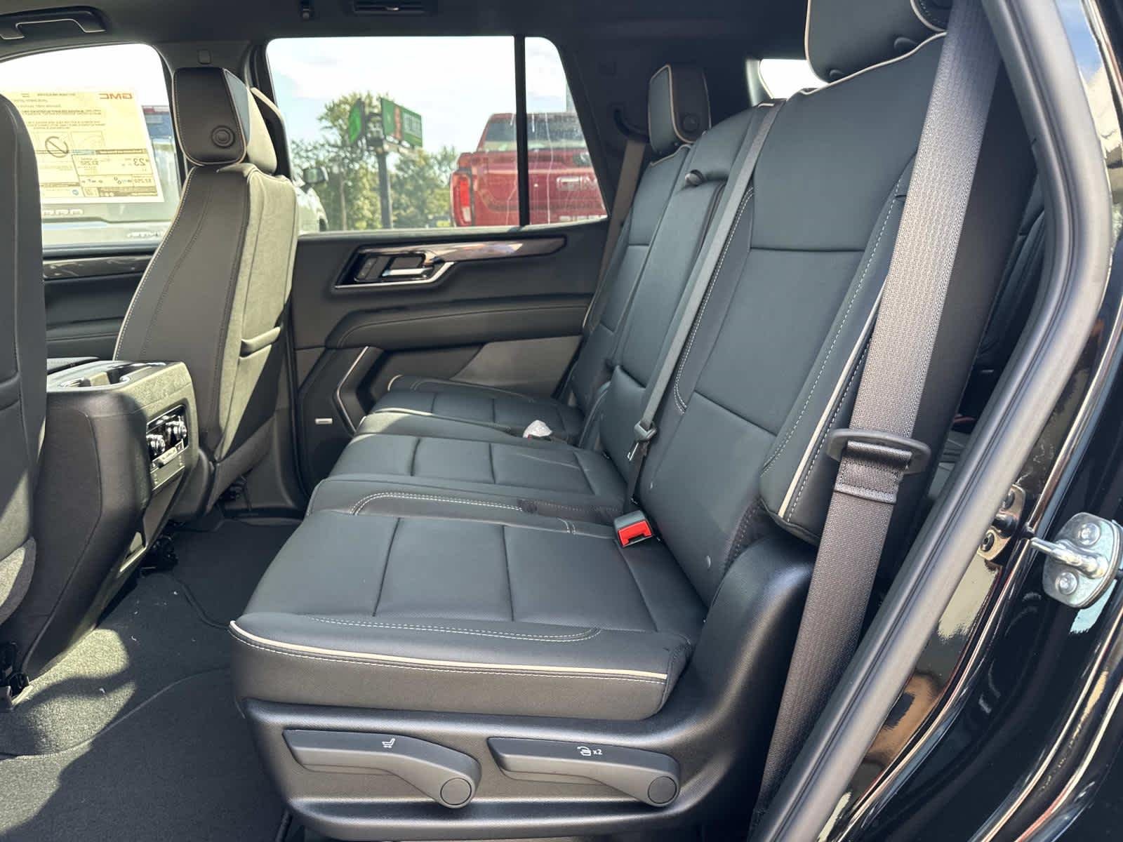 2027 GMC Yukon Elevation - Photo 8