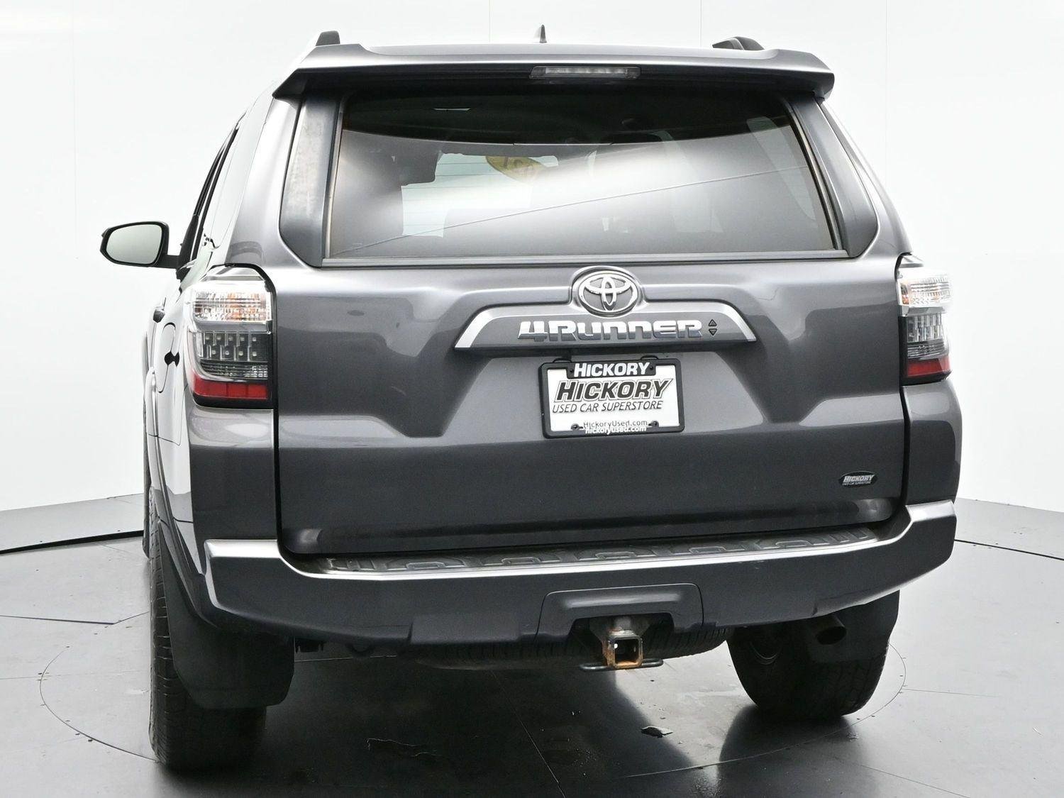 Used 2021 Magnetic Gray Metallic Toyota SR5 image 6