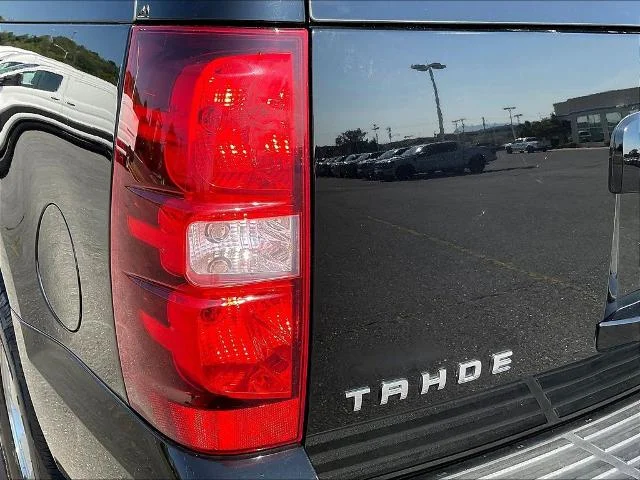 Used 2014 Black Chevrolet  image 27