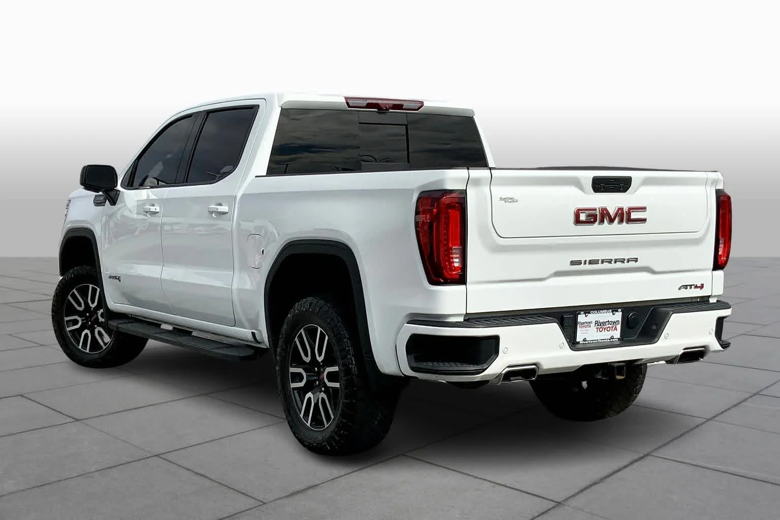 Used 2020 Summit White GMC AT4 image 12