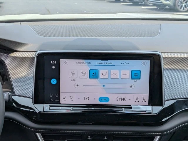 New 2026 White Volkswagen 2.0T SEL image 19