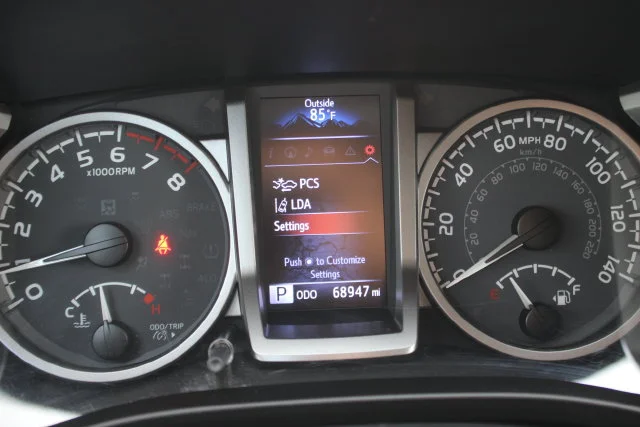 Used 2021 Silver Toyota SR5 image 15
