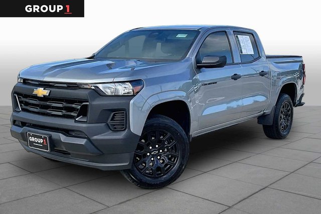 2025 Chevrolet Colorado WT/LT