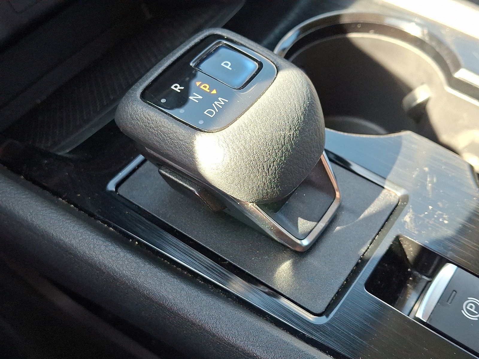 2022 Nissan Rogue SV - Photo 15