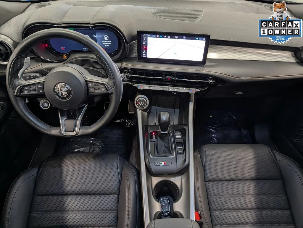 Used 2025 Blue Alfa Romeo  image 24