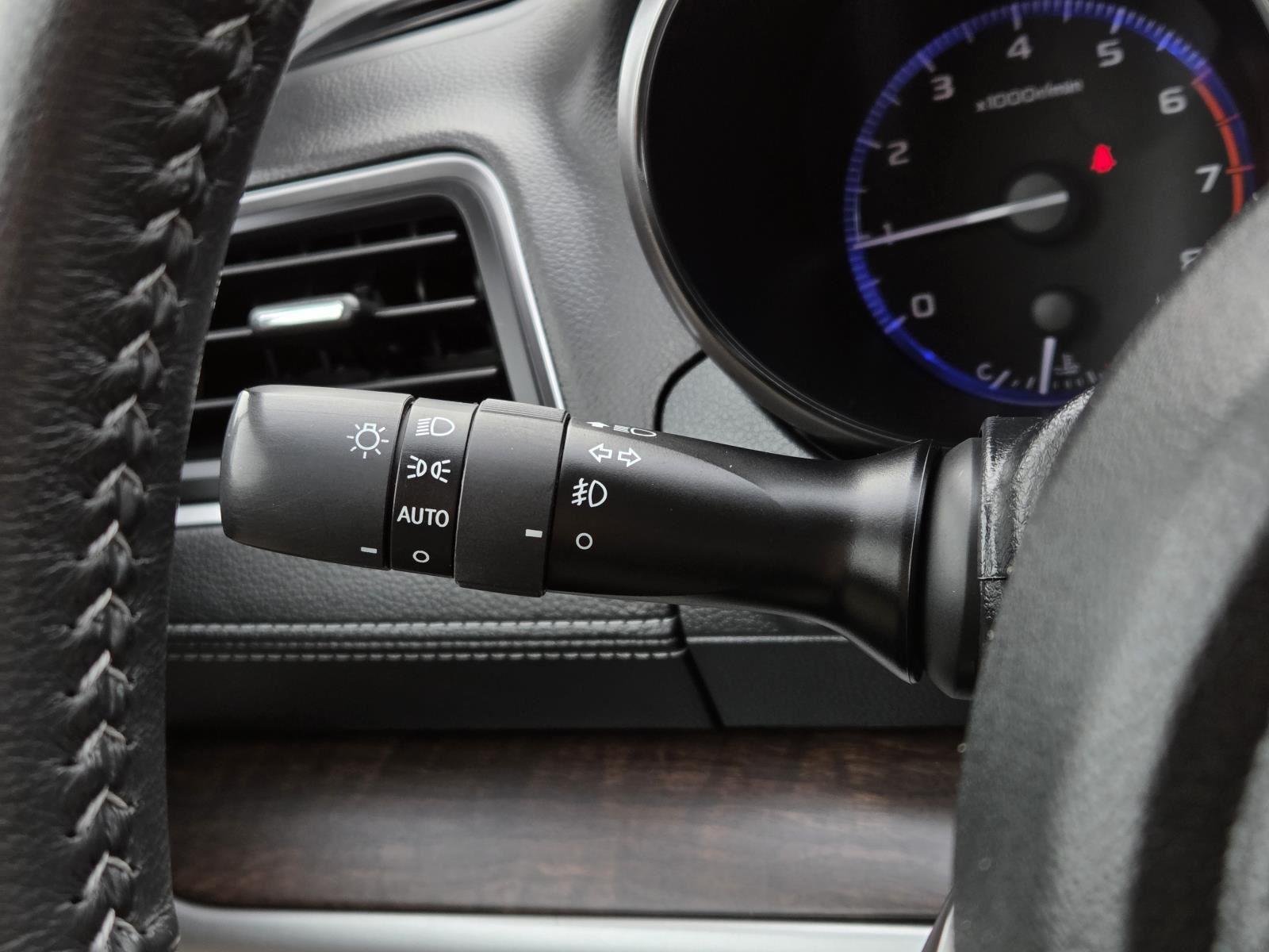 Used 2019 Wilderness Green Metallic Subaru Limited image 23