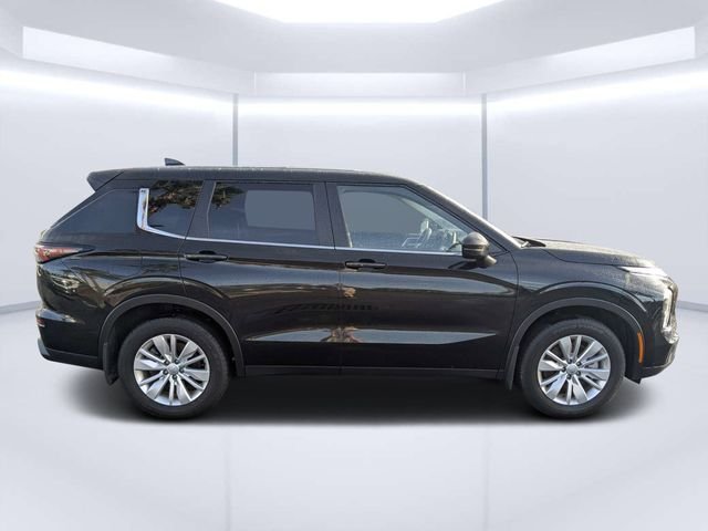 Used 2025 Black Mitsubishi ES image 2