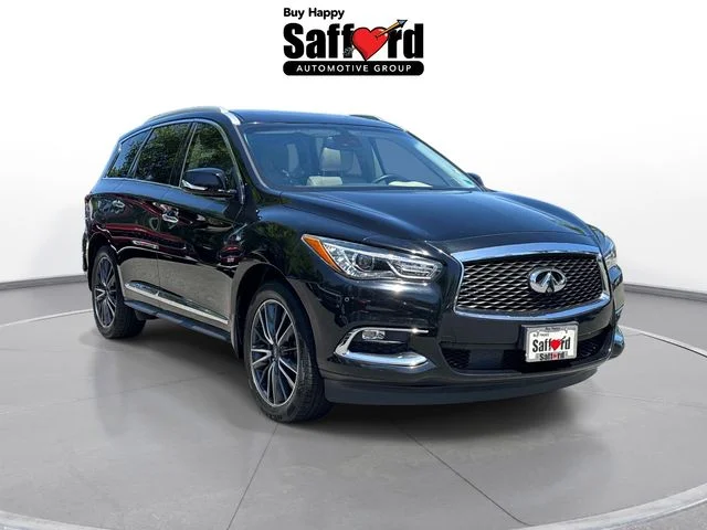 Used 2019 Black INFINITI LUXE image 10