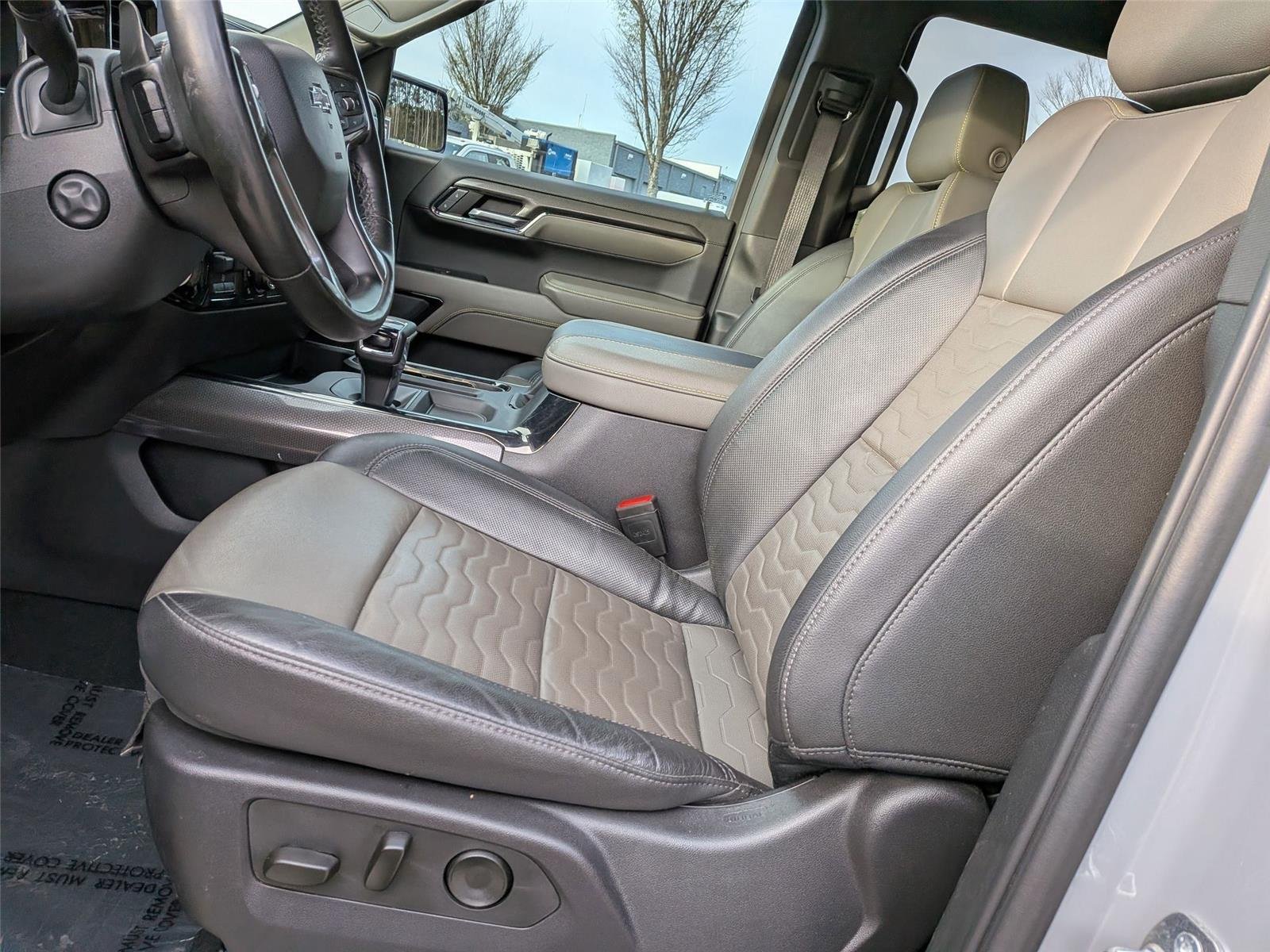 Used 2024 Slate Gray Metallic Chevrolet ZR2 image 14