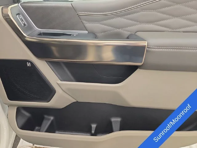 New 2026 Star White Metallic Tri-Coat Ford Platinum® image 13