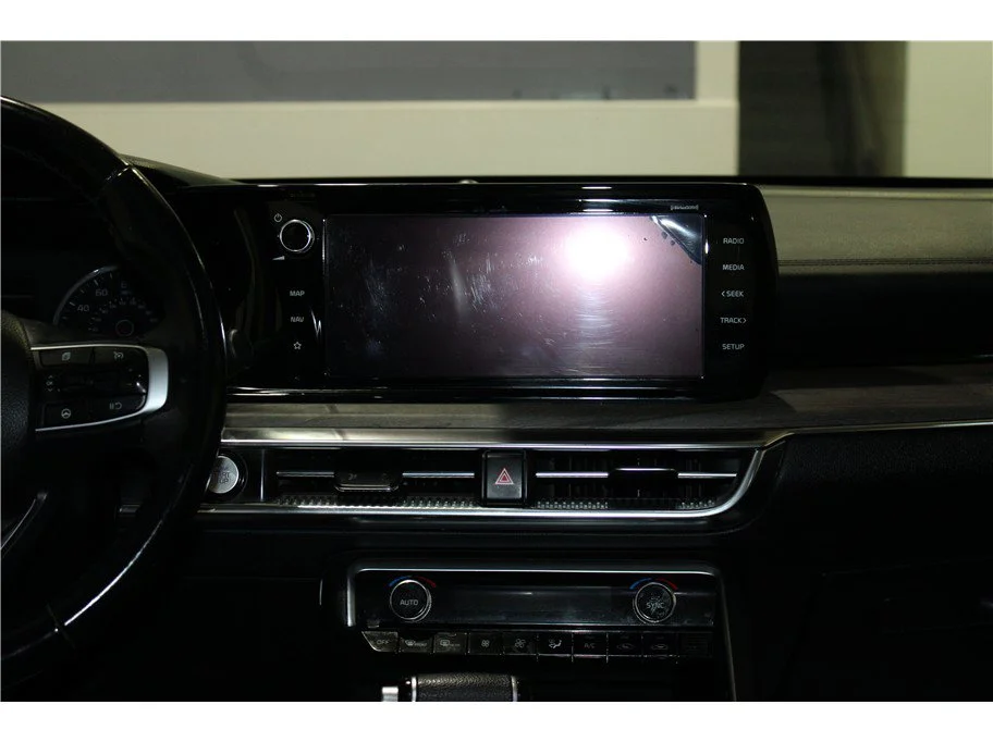 Used 2024 Glacial White Pearl Kia EX image 16