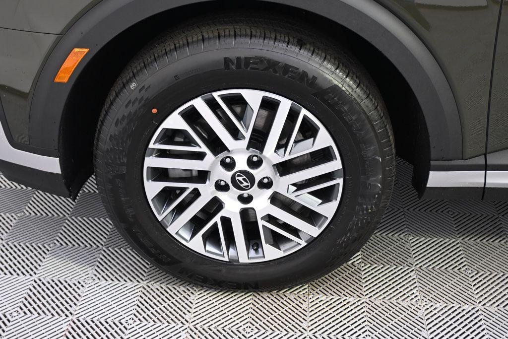 New 2026 Titainium Hyundai SEL AWD image 20