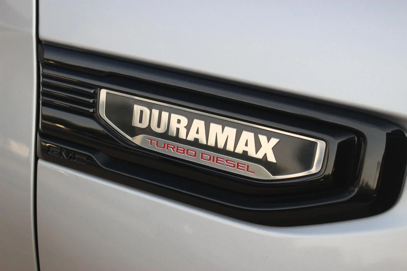 Used 2022 Quicksilver Metallic GMC Elevation image 10