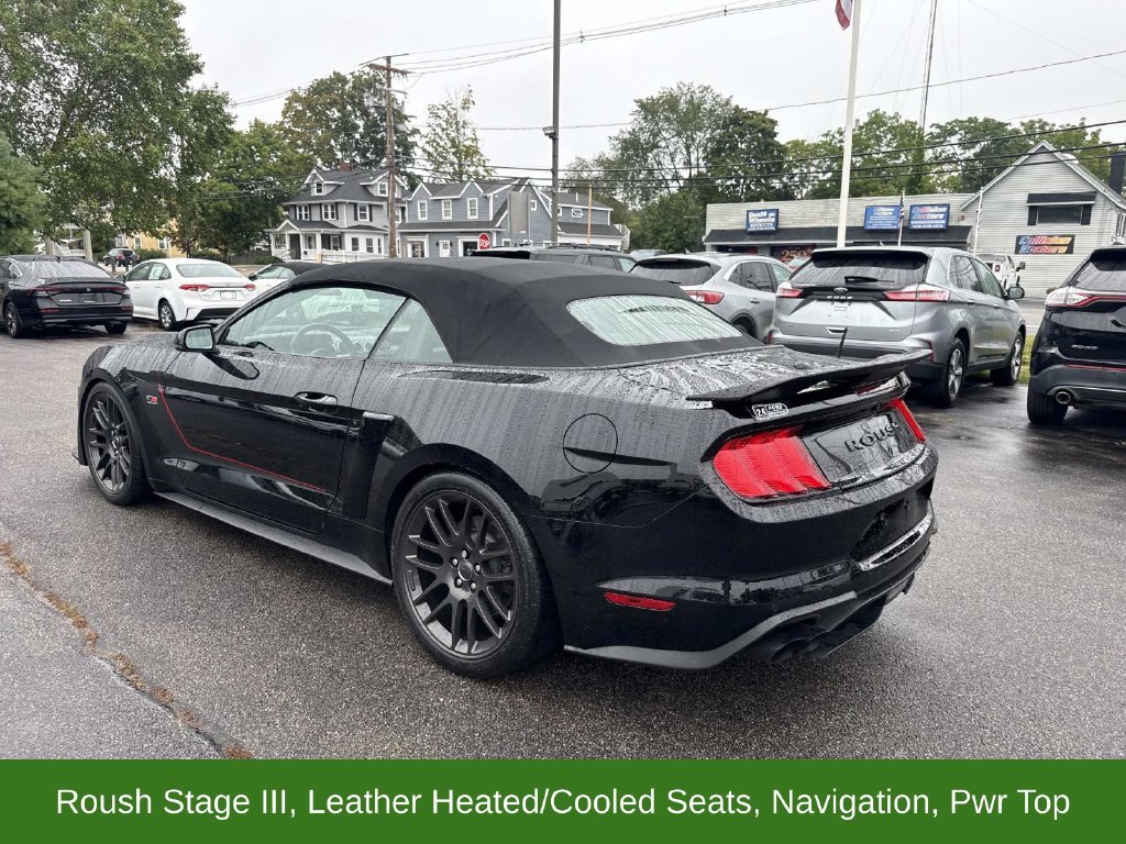 Used 2019 Black Ford GT Premium image 3