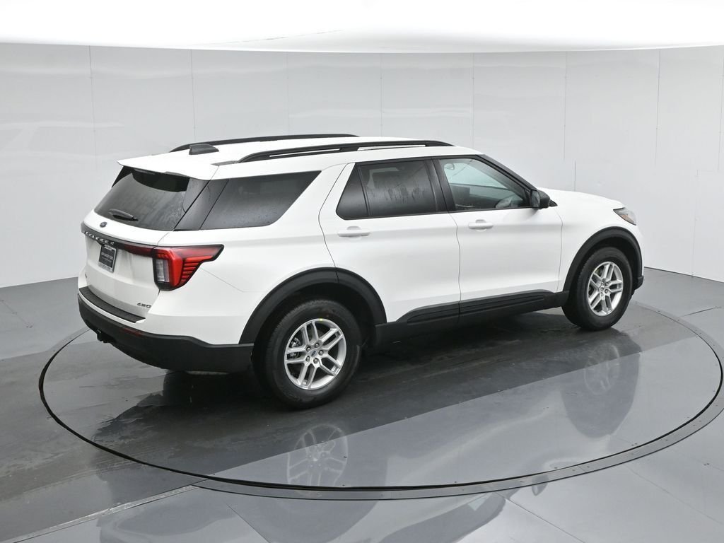New 2026 Star White Metallic Tri-Coat Ford Active image 71