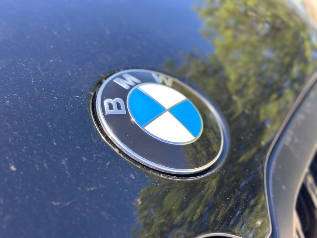 New 2027 Black Sapphire Metallic BMW xDrive40i image 11