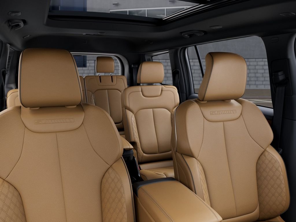 New 2026 Bright White Clear-Coat Exterior Paint Jeep Summit image 26