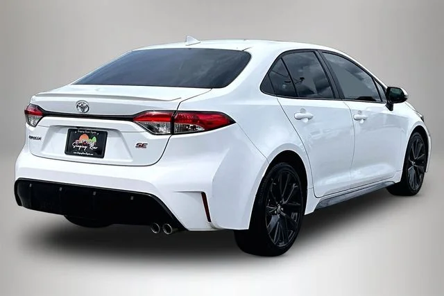 Used 2023 White Toyota SE image 5