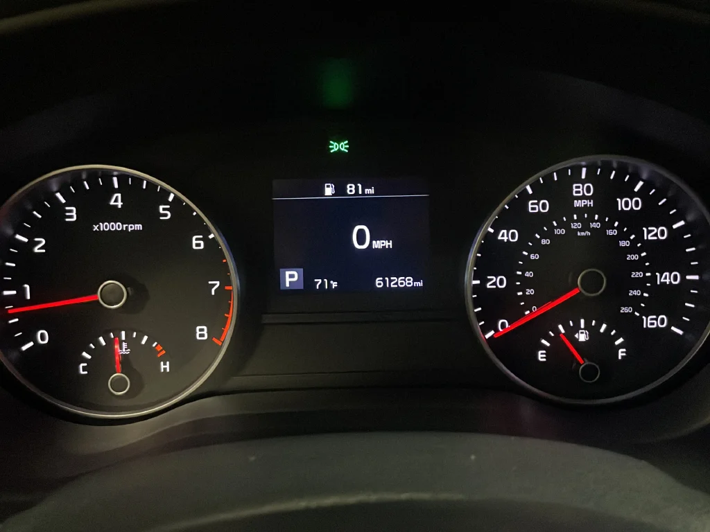 Certified Used 2022 White Kia LX image 23