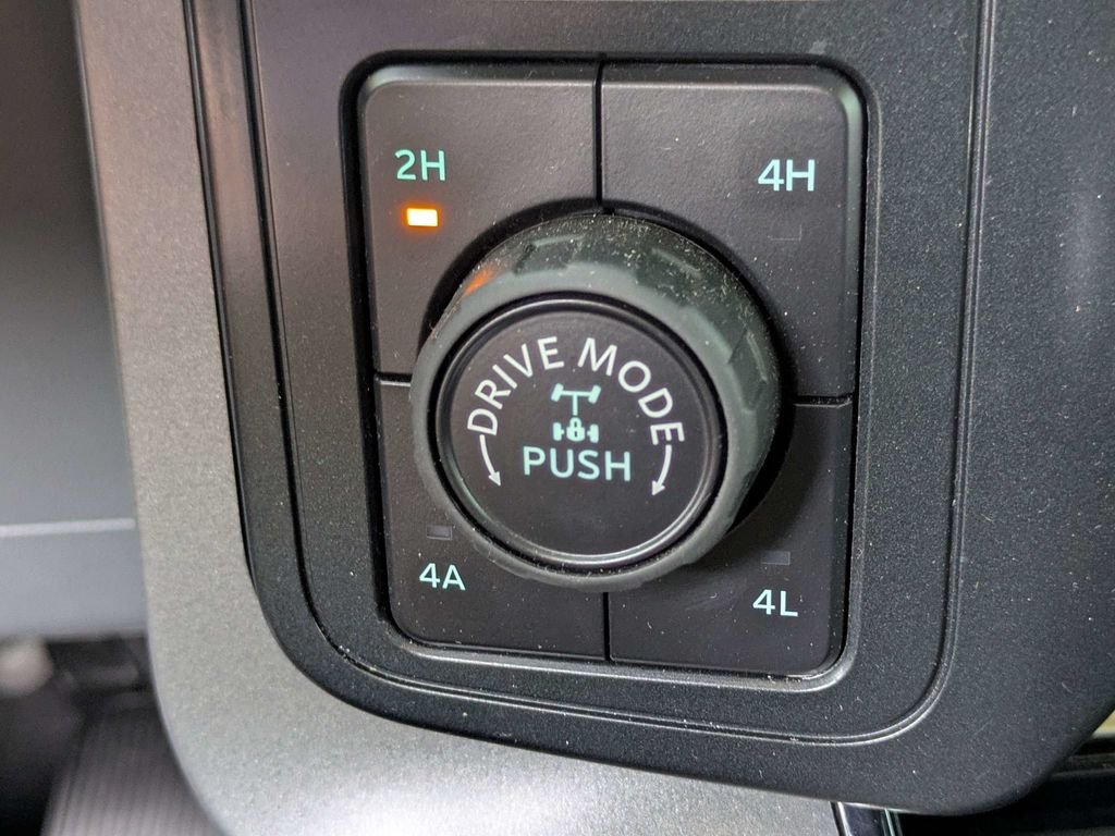 Used 2025 Red Ford Lariat image 26