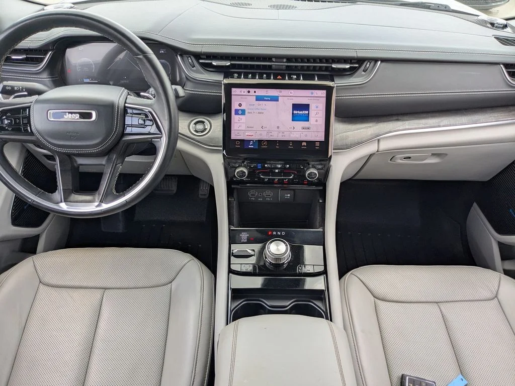 Used 2021 Silver Jeep Overland image 16